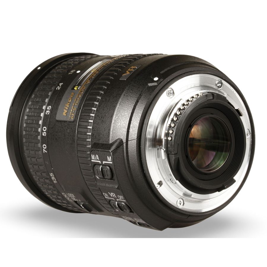 Objetiva Nikon AF-S NIKKOR 18-200mm f3.5-5.6G ED VR II DX - USADA