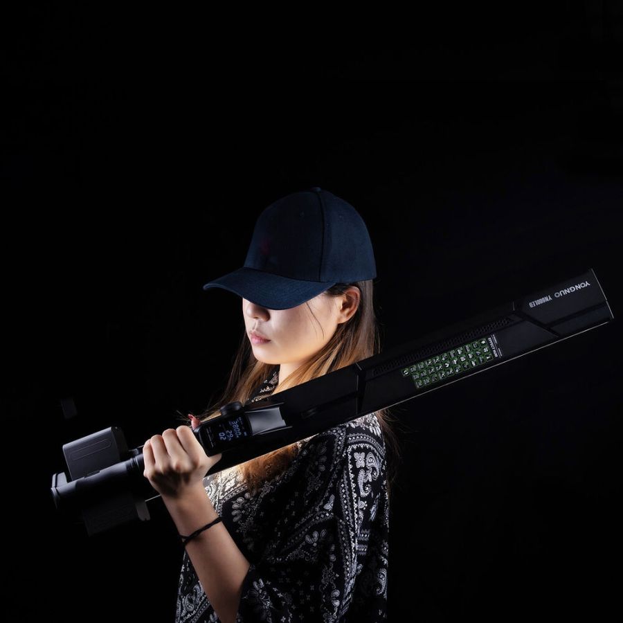 Bastão de LED RGB Yongnuo YN660LED com 2 baterias, carregador duplo e fonte de alimentação