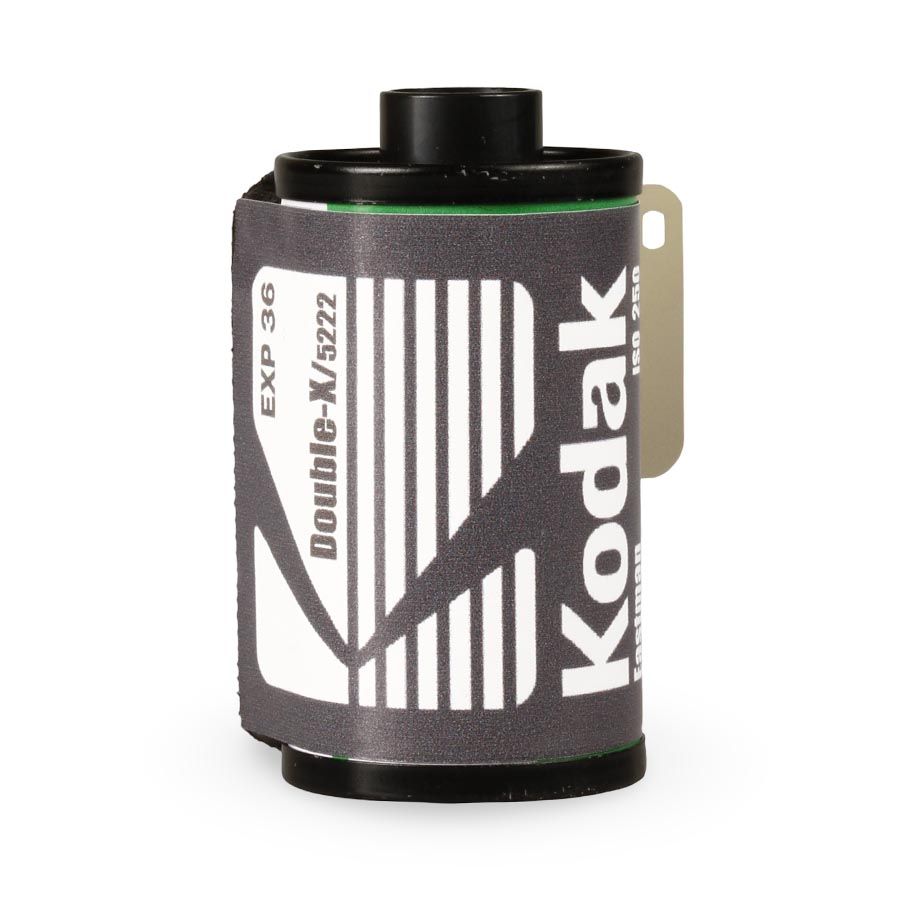 Filme fotográfico 35mm Kodak Eastman Double-X 5222 ISO 250 Preto e Branco 36 poses (REBOBINADO)