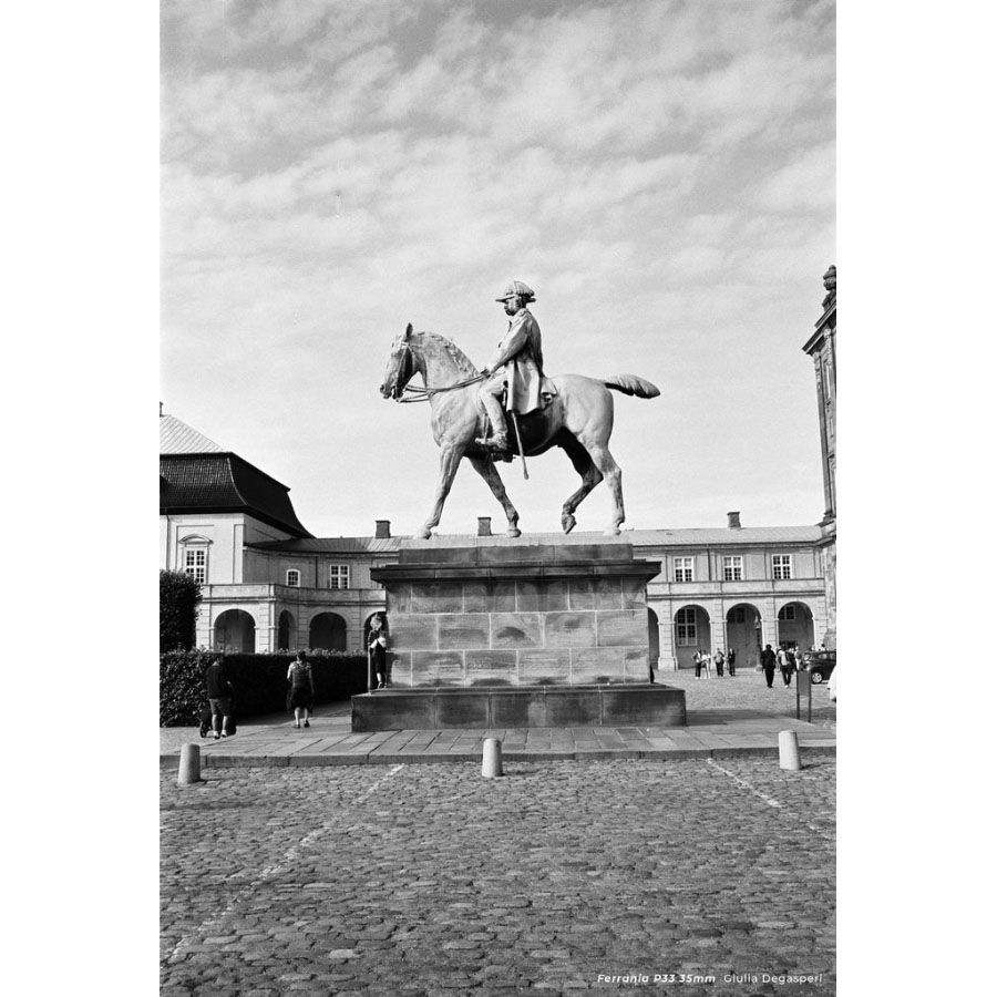 Filme fotográfico 35mm Ferrania P33 ISO 160 Preto e Branco 36 poses (vencimento para abril/2026)