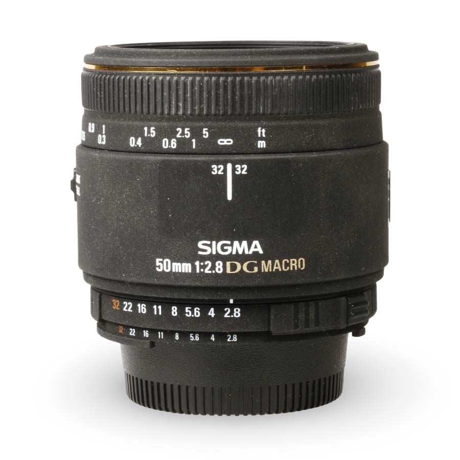 Objetiva Sigma 50mm f2.8 DG MACRO (Nikon F) - USADO