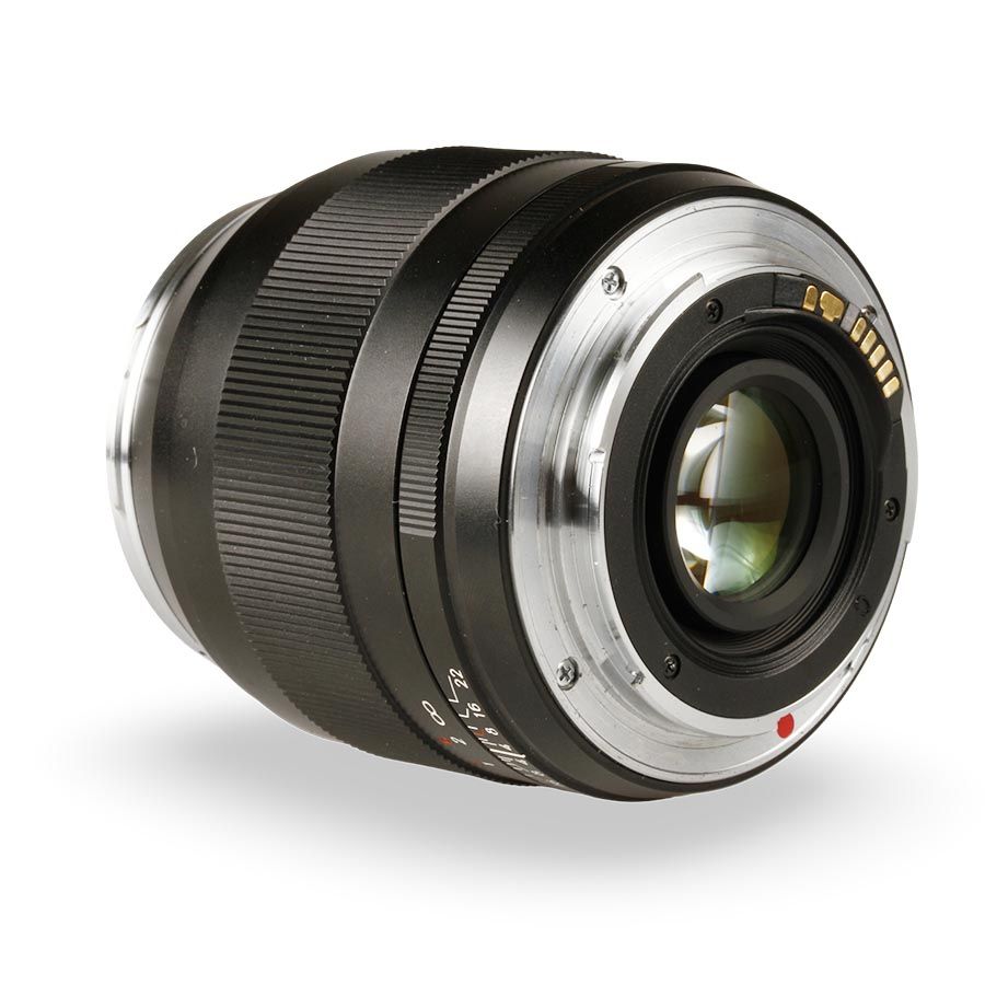 Objetiva ZEISS Distagon T* 28mm f2.8 ZE (Canon EF) - USADO