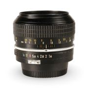 Objetiva Nikon NIKKOR 50mm f1.4 (pre-AI) - USADO