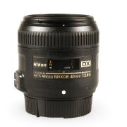 Objetiva Nikon AF-S NIKKOR 40mm f2.8G Micro DX - USADO