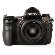 Câmera DSLR Sony Alpha 900 com objetiva 50mm f1.4 - USADO