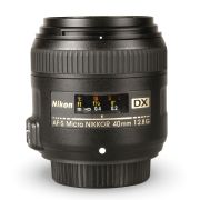 Objetiva Nikon AF-S DX NIKKOR 40mm f2.8G Micro - USADA