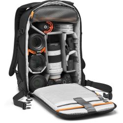 Lowepro Flipside 300 AW III Camera Backpack (PRETA) 
