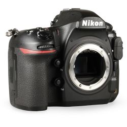 Câmera DSLR Nikon D850 - USADO (8.150 disparos)