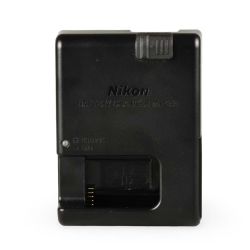 Carregador de bateria Nikon MH-25a (para EN-EL15) - USADO