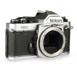 Câmera analógica 35mm Nikon FM2 - USADO