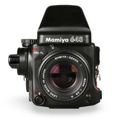 Câmera analógica médio formato Mamiya 645 PRO TL com lente 80mm f2.8  - USADO