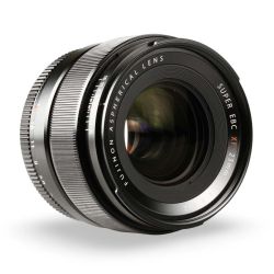 Objetiva Fujifilm XF 23mm f1.4 R - USADA
