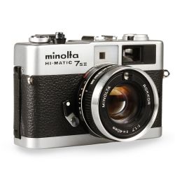 Câmera analógica 35mm Minolta Hi-Matic 7s II - USADO