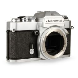 Câmera analógica 35mm Nikon Nikkormat EL - USADO