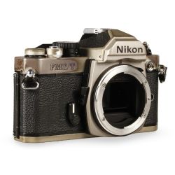 Câmera analógica 35mm Nikon FM2/T - USADO