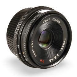 Objetiva Carl Zeiss Tessar T* 45mm f2.8 (Contax/Yashica)  (12496C) - USADA