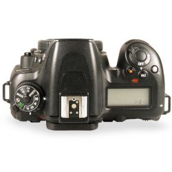 Câmera DSLR Nikon D7500 - USADO (33.800 disparos)