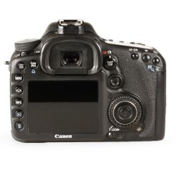 Câmera DSLR Canon EOS 7D - USADO (54.100 DISPAROS) (J0413B)