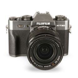 C&acirc;mera digital mirrorless Fujifilm X-T30 com 18-55mm F2.8-4 R LM OIS - USADA