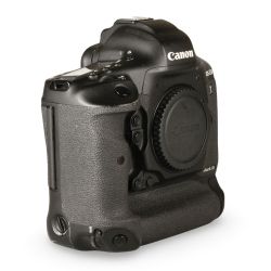 C&acirc;mera DSLR Canon EOS 1DX Mark III - USADA