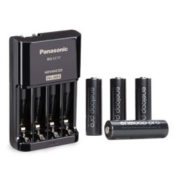 Carregador de pilhas Panasonic eneloop pro com 4 pilhas AA 2600mAh (K-KJ17KHCA4)